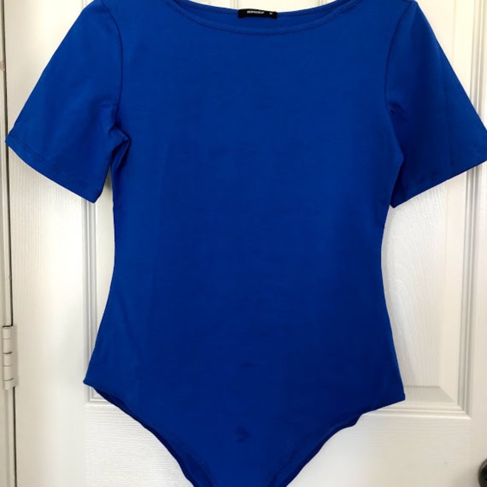 Women's New short sleeves bodysuit / t-shirt NWT